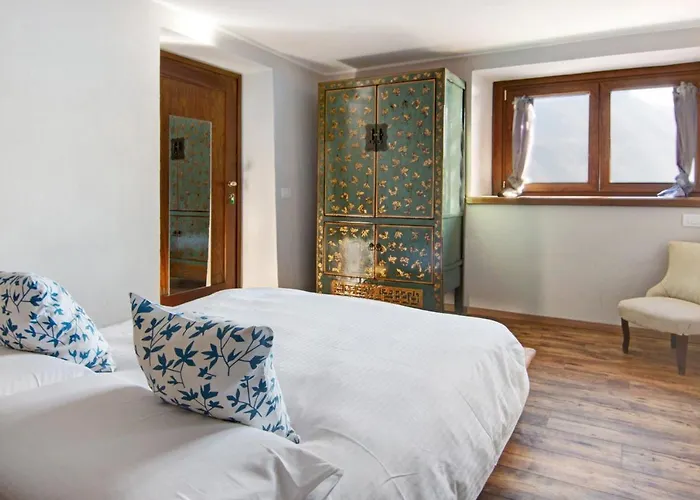 Stone House And Dependance 7 Pers * Moltrasio